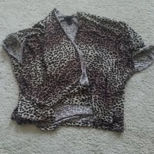 Sleeveless wrap/cardigan